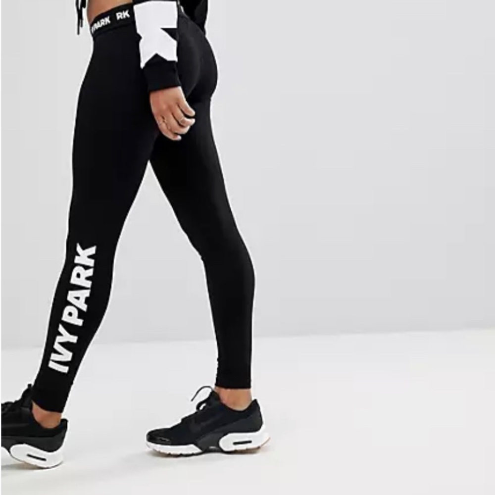 IVY PARK Black Logo Leggings